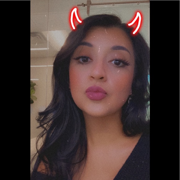 Meet your Posher, Leslie - Picture 1 of 1